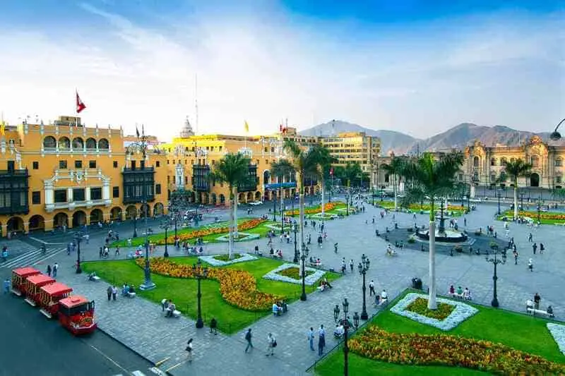Chinh phục Lima Peru c&ugrave;ng loạt thắng cảnh với vẻ đẹp xuyến xao 2