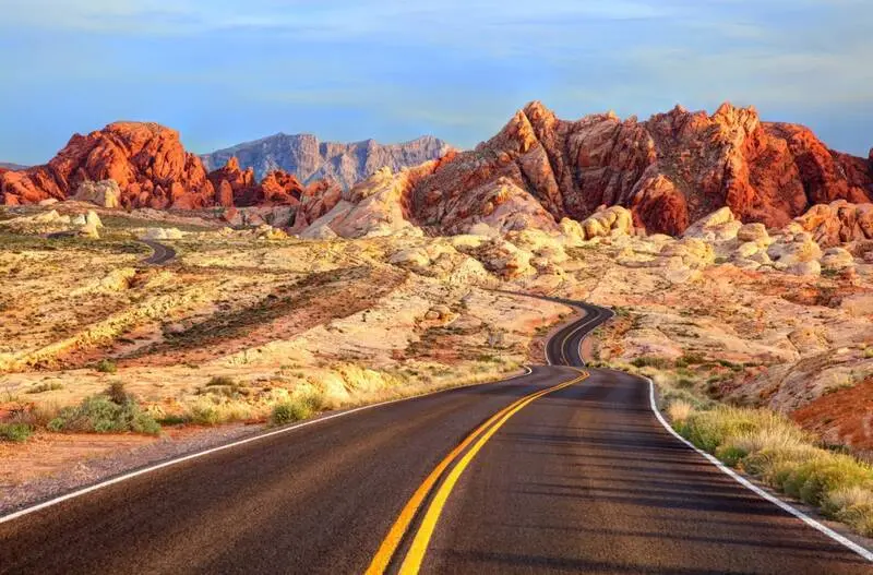Chinh phục Nevada miền T&acirc;y hoang d&atilde; sống động của nước Mỹ 3