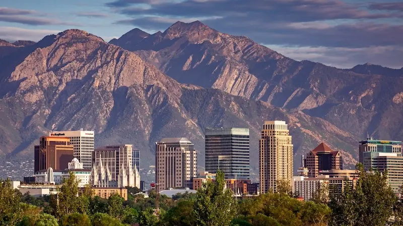 C&oacute; một Salt Lake City với vẻ đẹp cổ k&iacute;nh pha lẫn hiện đại 2