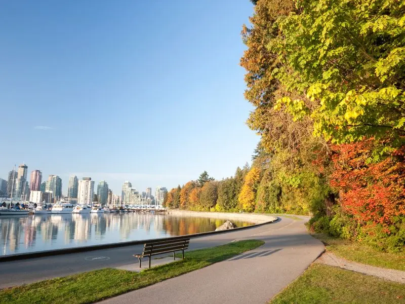 Du lịch Canada, bỏ t&uacute;i cẩm nang kh&aacute;m ph&aacute; xứ sở l&aacute; phong 11
