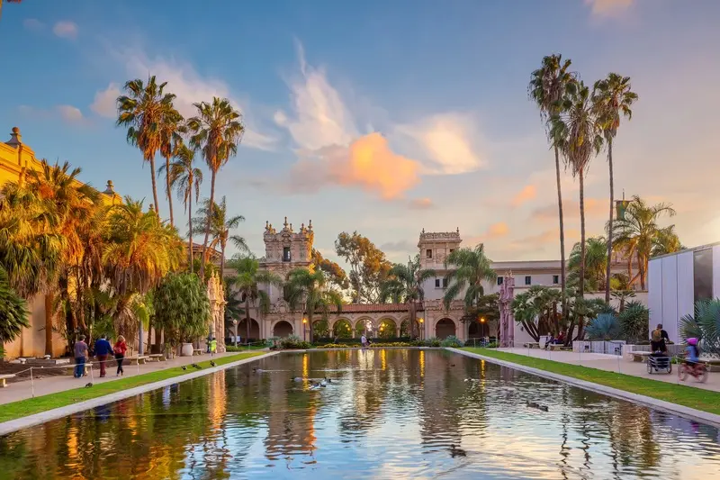 Du lịch San Diego, tận hưởng bờ biển trải d&agrave;i dưới nắng ấm 4