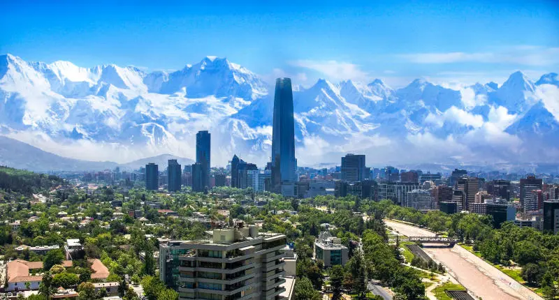 Du ngoạn Santiago Chile sầm uất với nhịp sống s&ocirc;i động 2
