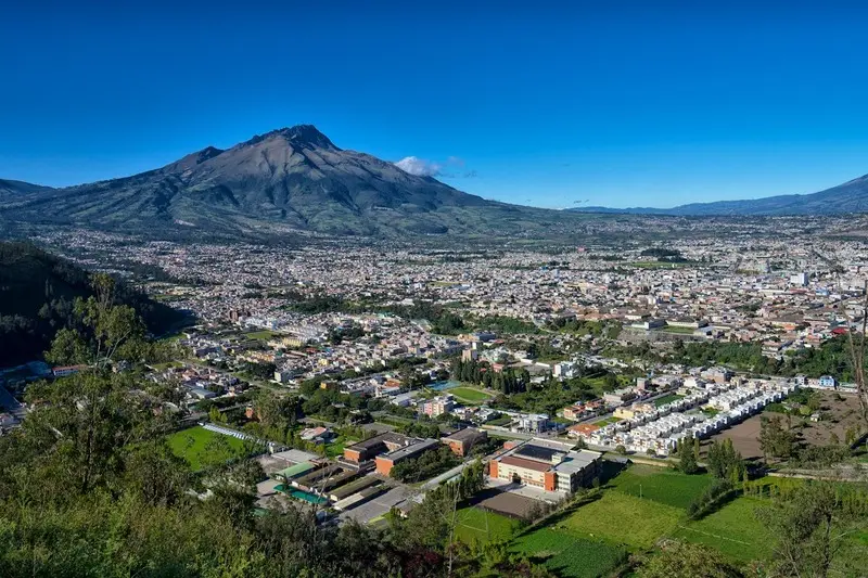 Ecuador v&agrave; thi&ecirc;n nhi&ecirc;n đa sắc kỳ diệu ở Nam Mỹ 7