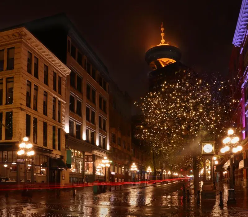 Gastown, điểm đến lịch sử v&agrave; hiện đại tại Vancouver 9