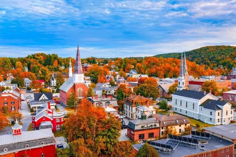Kh&aacute;m ph&aacute; tiểu bang Vermont y&ecirc;n b&igrave;nh, thơ mộng của Mỹ 2