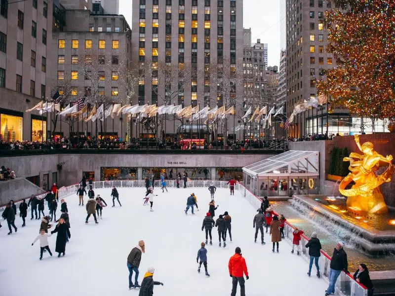 Lạc lối ở Rockefeller Center: Ốc đảo văn hóa giữa lòng New York 4