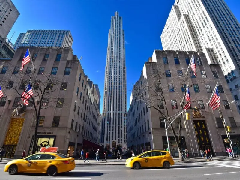Lạc lối ở Rockefeller Center: Ốc đảo văn hóa giữa lòng New York 2