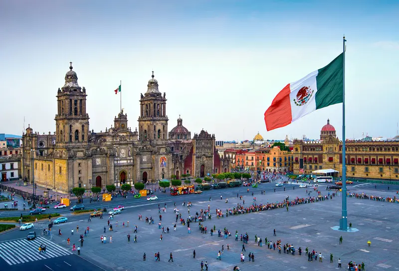 Mexico City si&ecirc;u đ&ocirc; thị s&ocirc;i động b&ecirc;n những gi&aacute; trị xưa cũ 2