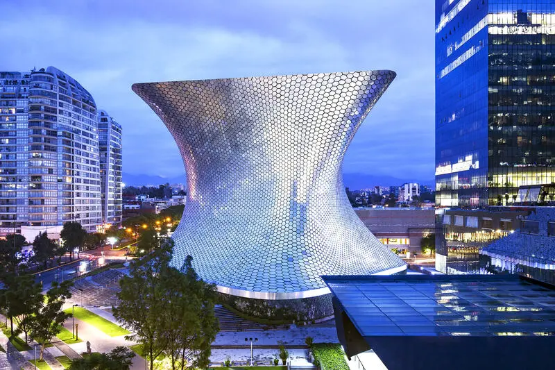 Mexico City si&ecirc;u đ&ocirc; thị s&ocirc;i động b&ecirc;n những gi&aacute; trị xưa cũ 11