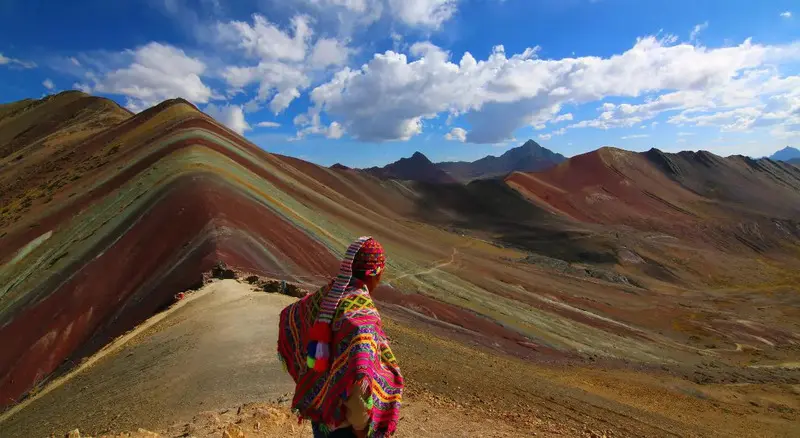 N&uacute;i Vinicunca kỳ quan địa chất bảy m&agrave;u ở Peru 3