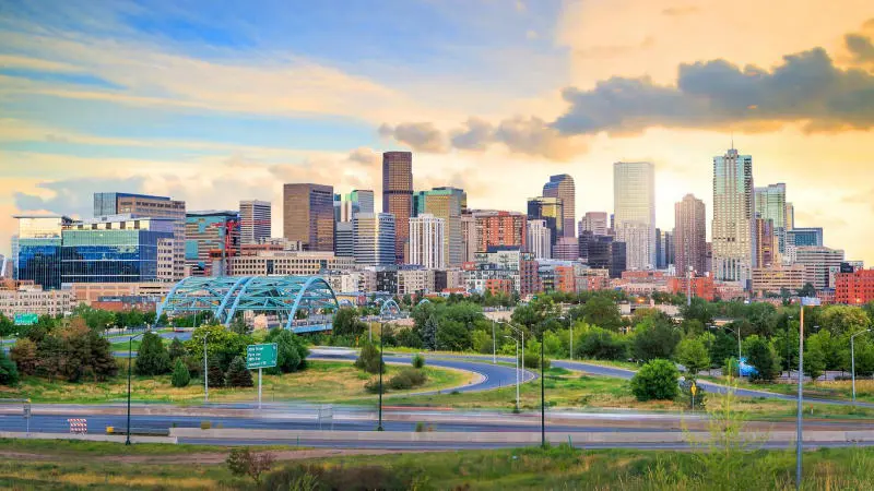Th&agrave;nh phố Denver nhộn nhịp của tiểu bang Colorado 10