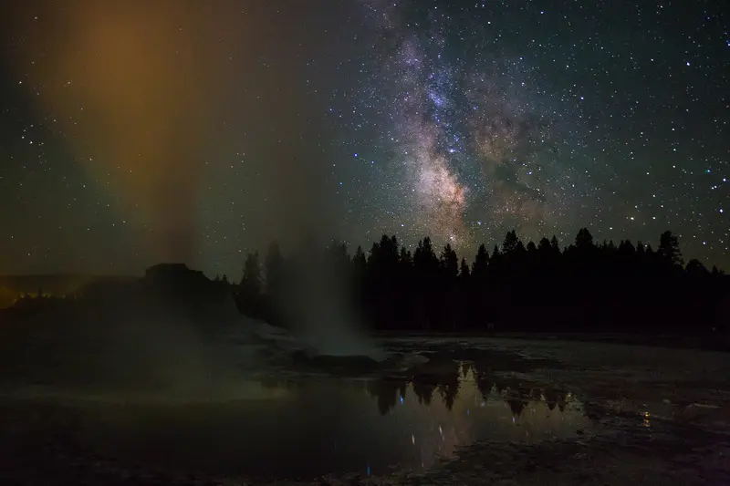 Yellowstone: Vườn quốc gia l&acirc;u đời nhất nước Mỹ v&agrave; thế giới 9