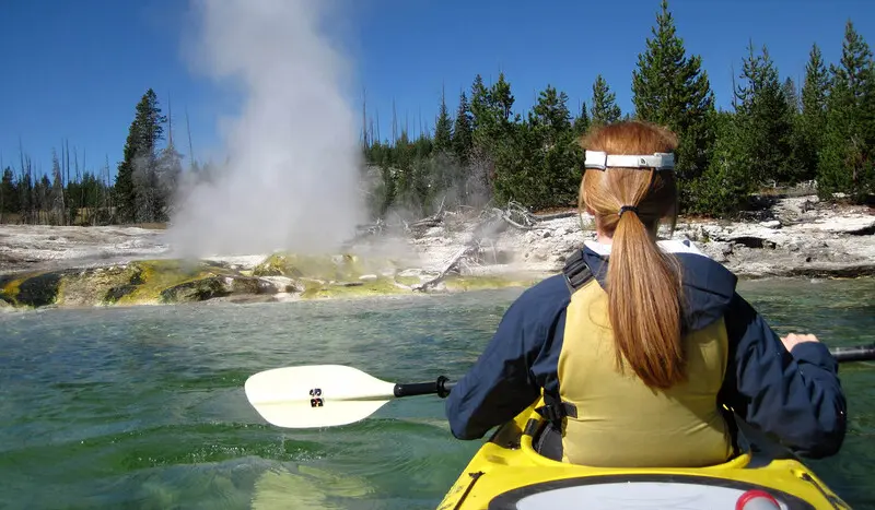 Yellowstone: Vườn quốc gia l&acirc;u đời nhất nước Mỹ v&agrave; thế giới 7