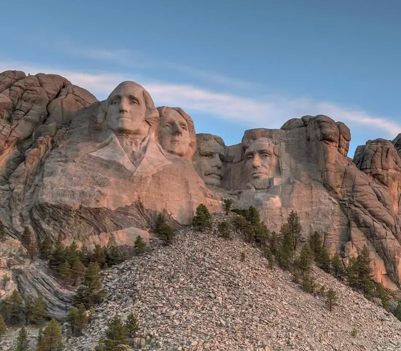 Núi Rushmore: Công trình điêu khắc chân dung 4 tổng thống vĩ đại của Mỹ