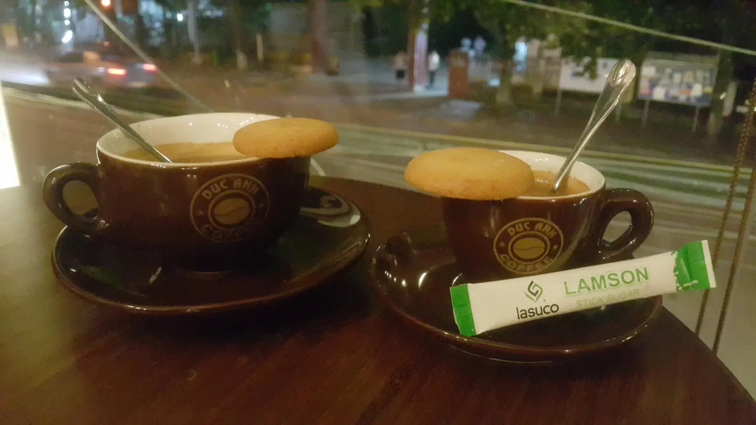 Đến Cafe Ba L&ecirc; C&ocirc;n Đảo t&igrave;m về những k&yacute; ức xưa cũ 4