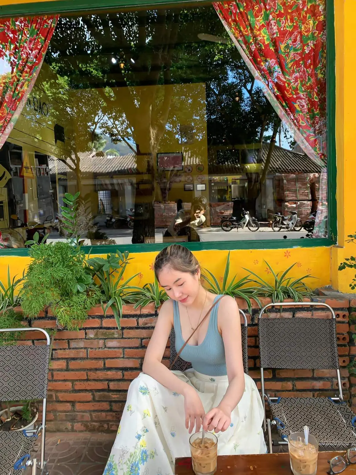 Đến Cafe Ba L&ecirc; C&ocirc;n Đảo t&igrave;m về những k&yacute; ức xưa cũ 6