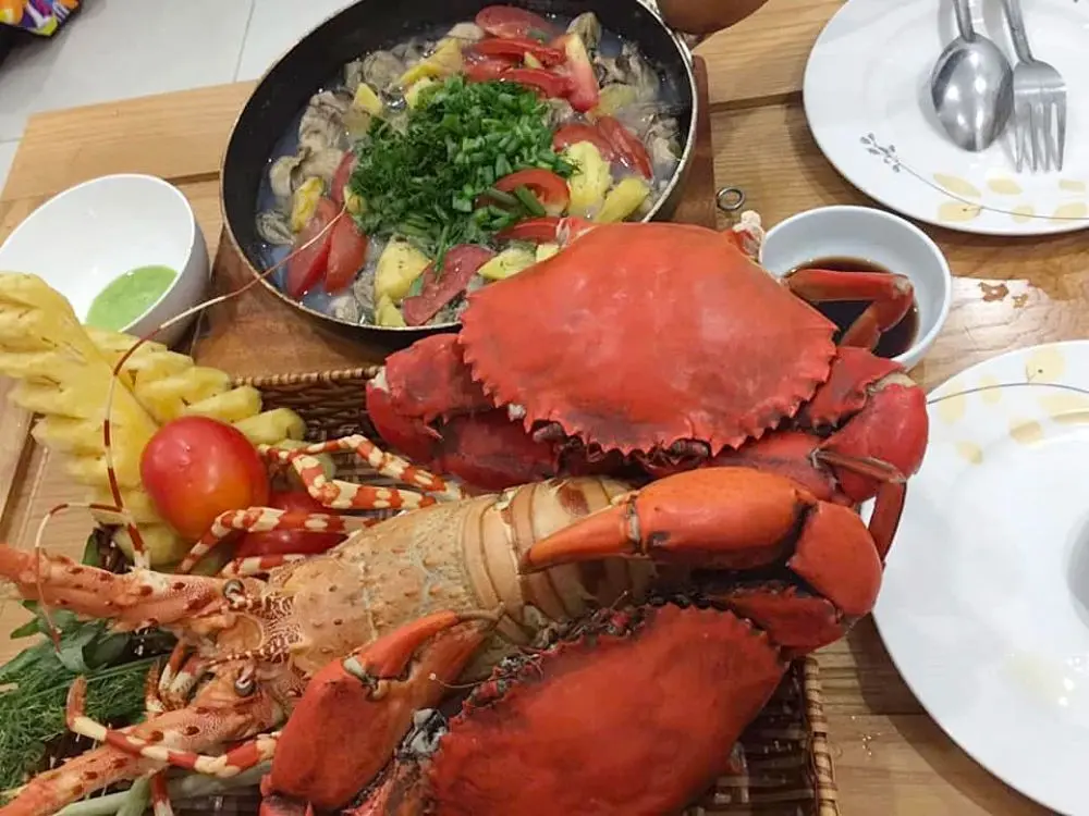 Điểm danh 11 Qu&aacute;n ngon C&ocirc;n Đảo chiếm trọn tr&aacute;i tim t&iacute;n đồ ăn uống 5