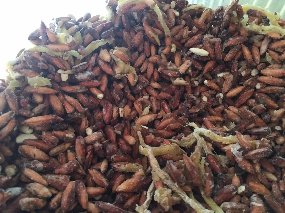 Nếm thử Mứt hạt b&agrave;ng C&ocirc;n Đảo thơm ngon qu&ecirc;n lối về 6