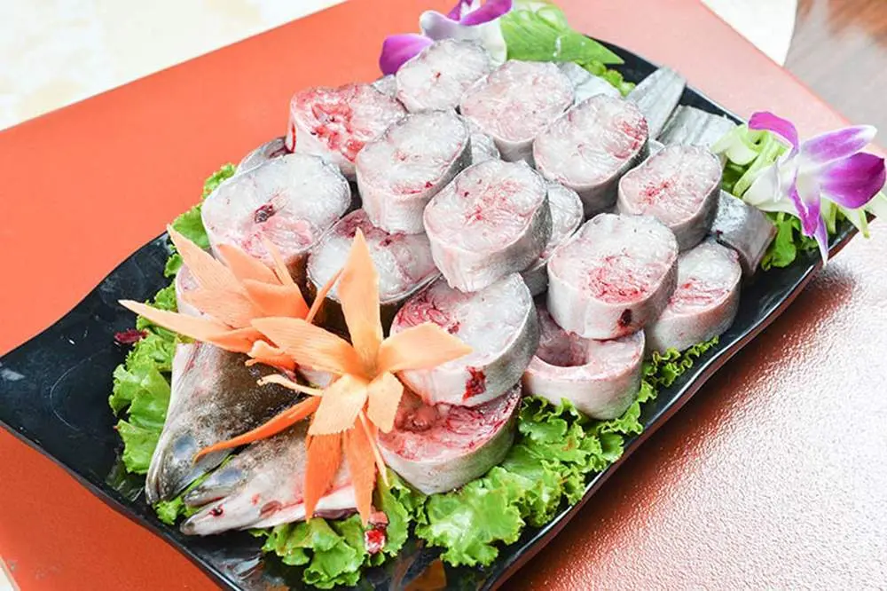Thưởng thức đặc sản C&aacute; ch&igrave;nh biển C&ocirc;n Đảo thơm ngon, bổ dưỡng 3