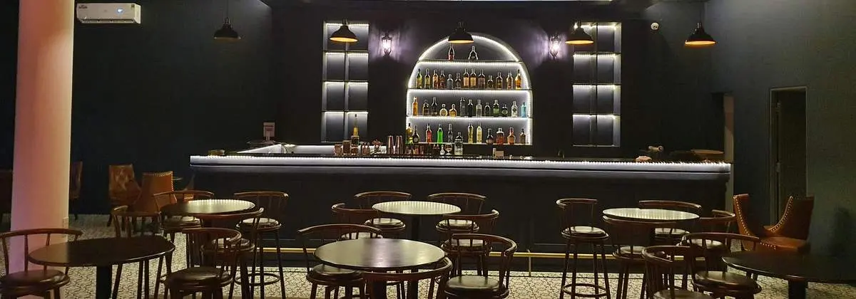 Đến với Kwai's Bistro Con Dao để chill trong không gian ấm cúng và lung linh