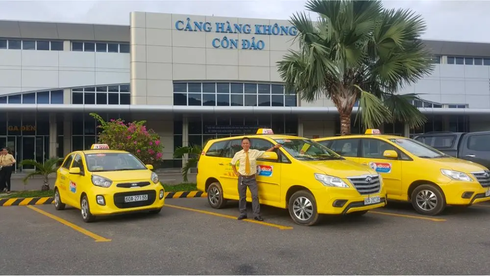 Bỏ t&uacute;i list Taxi C&ocirc;n Đảo l&agrave;m mưa l&agrave;m gi&oacute; tại h&ograve;n đảo thi&ecirc;n đường 6