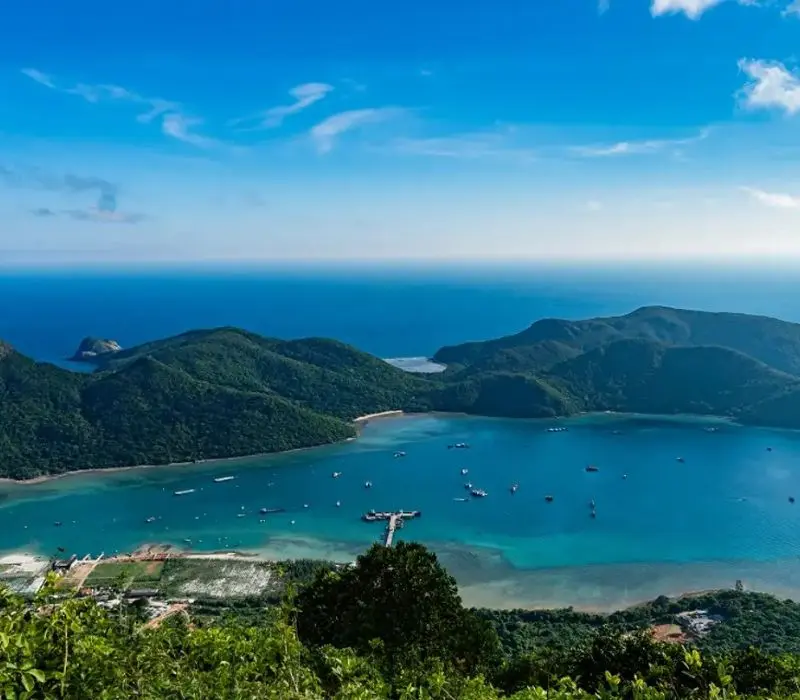Côn Đảo có gì chơi? Khám phá 23 điểm đến thú vị của đảo ngọc