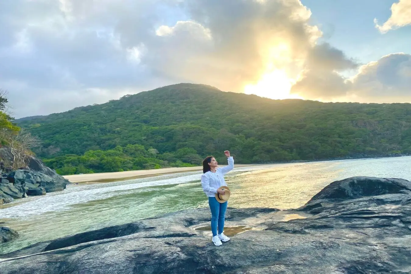 Check-in C&ocirc;n Đảo với một ch&uacute;t vitamin sea c&ugrave;ng c&ocirc; n&agrave;ng Lan Anh 5