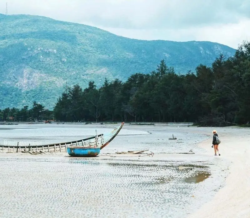 C&ocirc;n Đảo c&oacute; g&igrave; chơi? Kh&aacute;m ph&aacute; 23 điểm đến th&uacute; vị của đảo ngọc 5