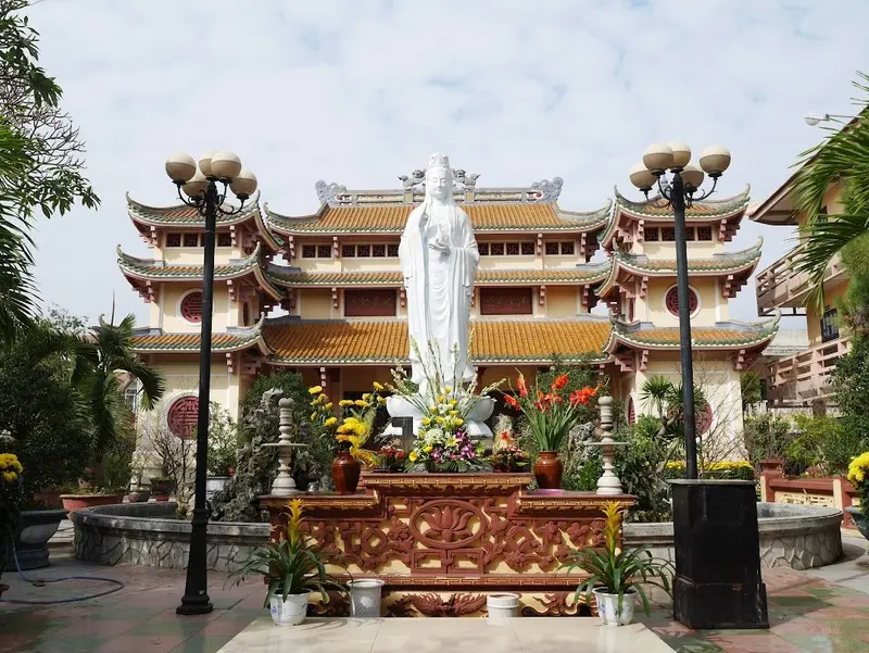 Ch&ugrave;a Phổ Đ&agrave; Đ&agrave; Nẵng, kh&ocirc;ng gian Phật gi&aacute;o mang đậm sắc m&agrave;u y&ecirc;n b&igrave;nh 5