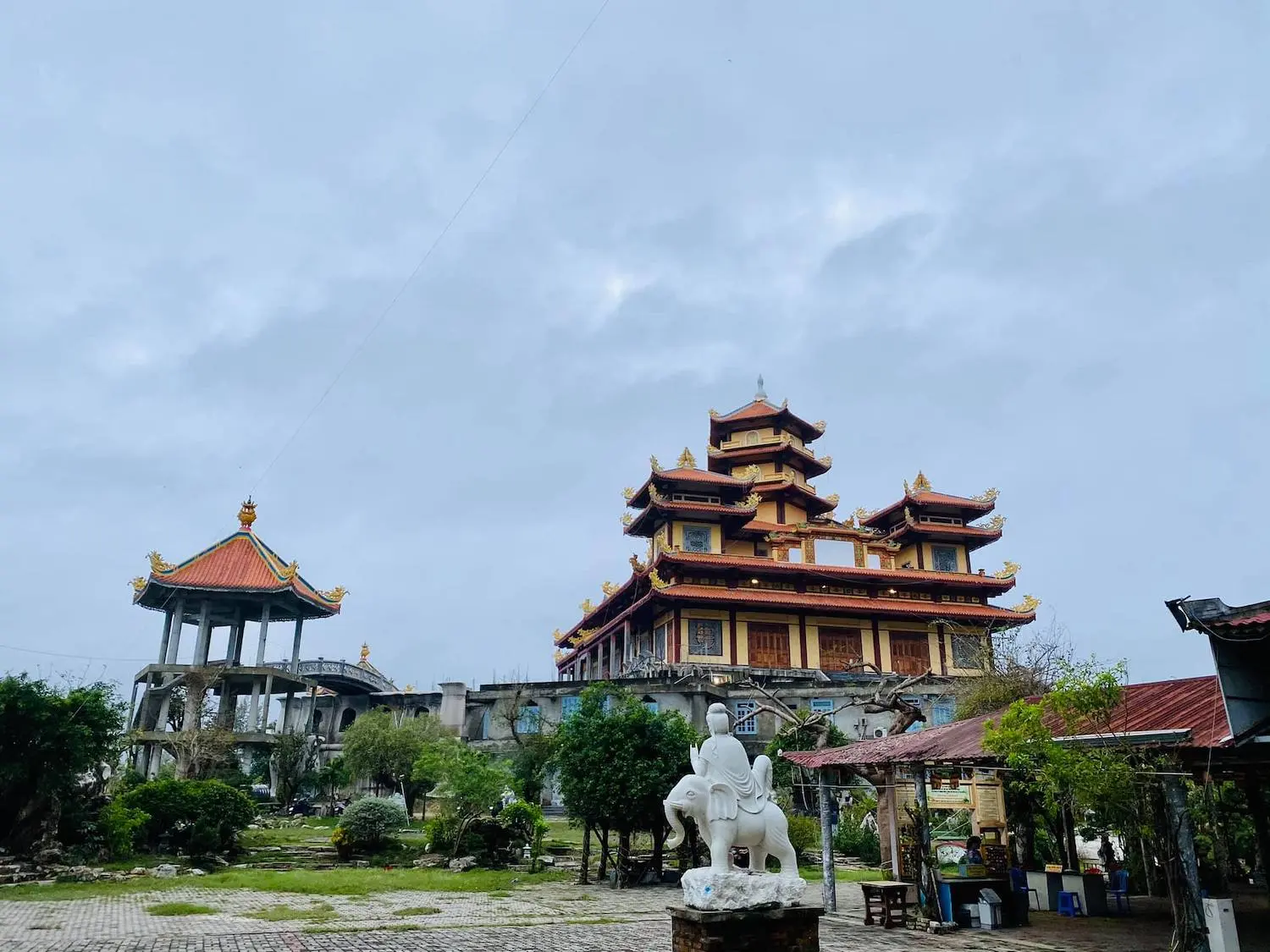 Đ&atilde; đến Đ&agrave; Nẵng, th&igrave; phải oanh tạc 5 ngọn n&uacute;i ở Ngũ H&agrave;nh Sơn Đ&agrave; Nẵng 12