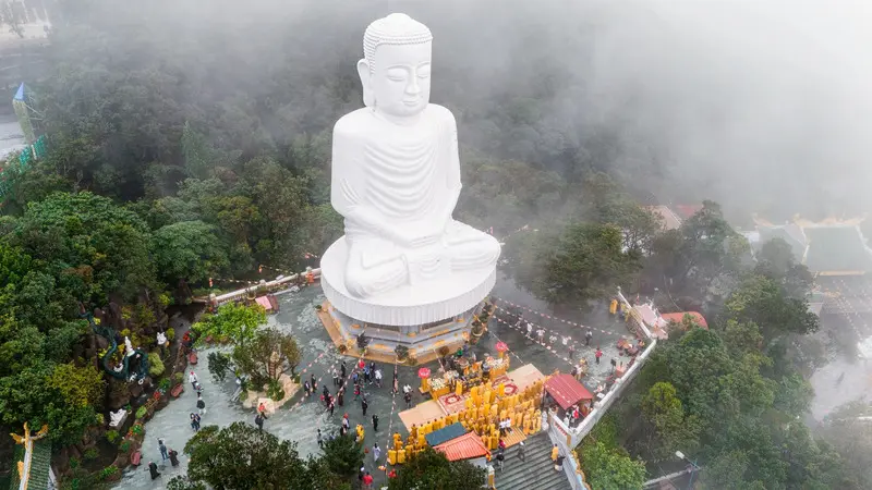 Đền B&agrave; Ch&uacute;a Thượng Ng&agrave;n chốn linh thi&ecirc;ng tr&ecirc;n đỉnh n&uacute;i Ch&uacute;a 7