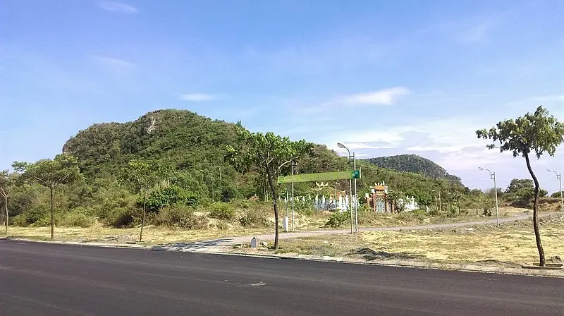 Kỳ quan Ngũ Hành Sơn, tuyệt tác thiên nhiên xứ Đà Thành 9