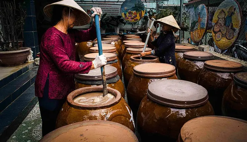 L&agrave;ng nghề nước mắm Nam &Ocirc;, di sản văn h&oacute;a đậm đ&agrave; hương vị biển 8