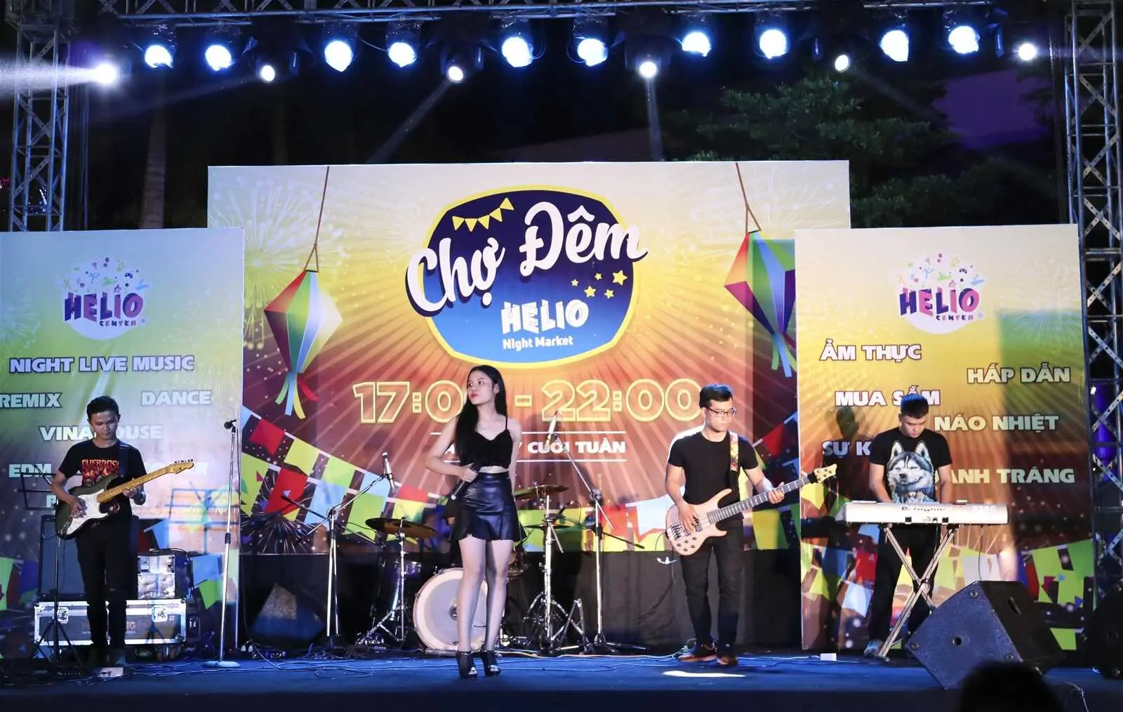 Oanh tạc chợ đ&ecirc;m Helio Đ&agrave; Nẵng - Tổ hợp mua sắm, ẩm thực về đ&ecirc;m lớn nhất Đ&agrave; Nẵng 16