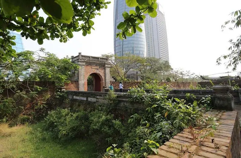 Th&agrave;nh Điện Hải, di t&iacute;ch lịch sử với những khẩu thần c&ocirc;ng độc đ&aacute;o 5
