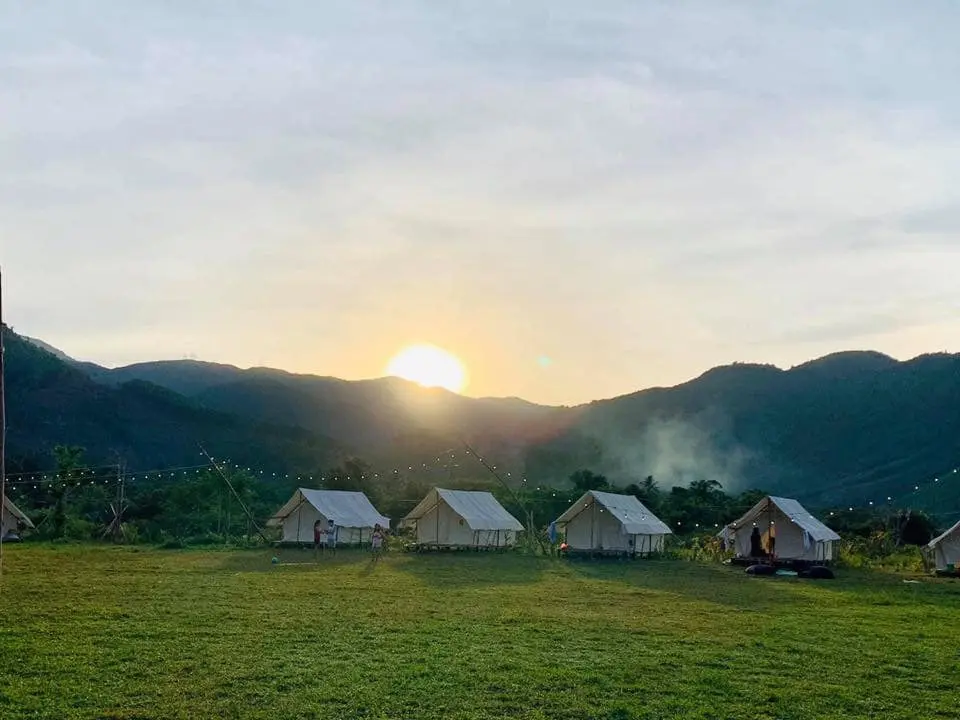 Set kèo cùng hội bạn thân tại khu cắm trại sông Yên Retreat Đà Nẵng