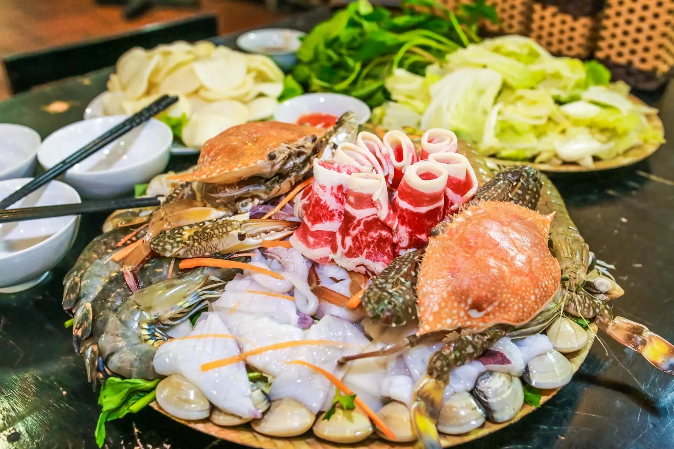 7 qu&aacute;n lẩu hải sản Đ&agrave; Nẵng b&igrave;nh d&acirc;n m&agrave; chất lượng 8