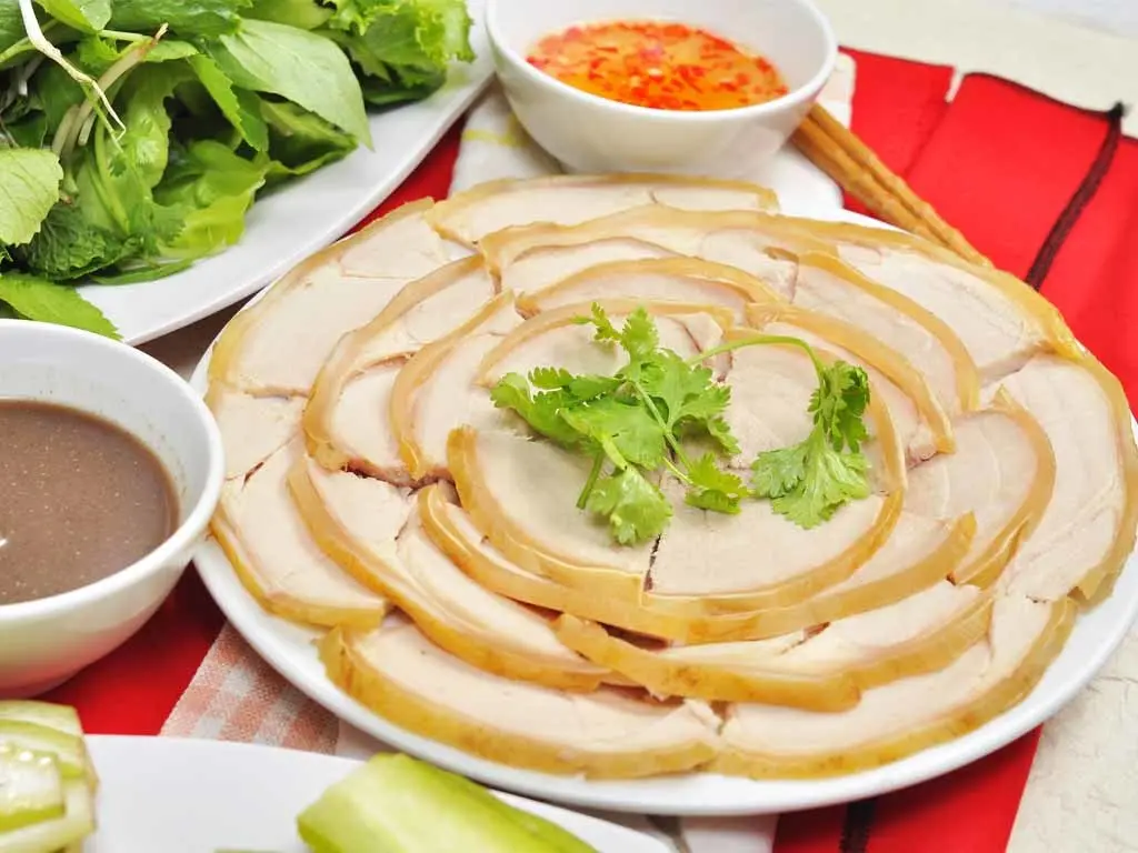 B&ecirc; thui Cầu Mống - Đặc sản kh&ocirc;ng thể bỏ qua trong h&agrave;nh tr&igrave;nh trải nghiệm m&oacute;n ngon Đ&agrave; Nẵng 6
