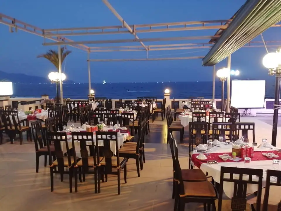 Blue Whale Restaurant Đ&agrave; Nẵng - Thưởng thức hương vị miền biển ở nh&agrave; h&agrave;ng c&oacute; view đẹp nao l&ograve;ng tại Đ&agrave; Nẵng 6