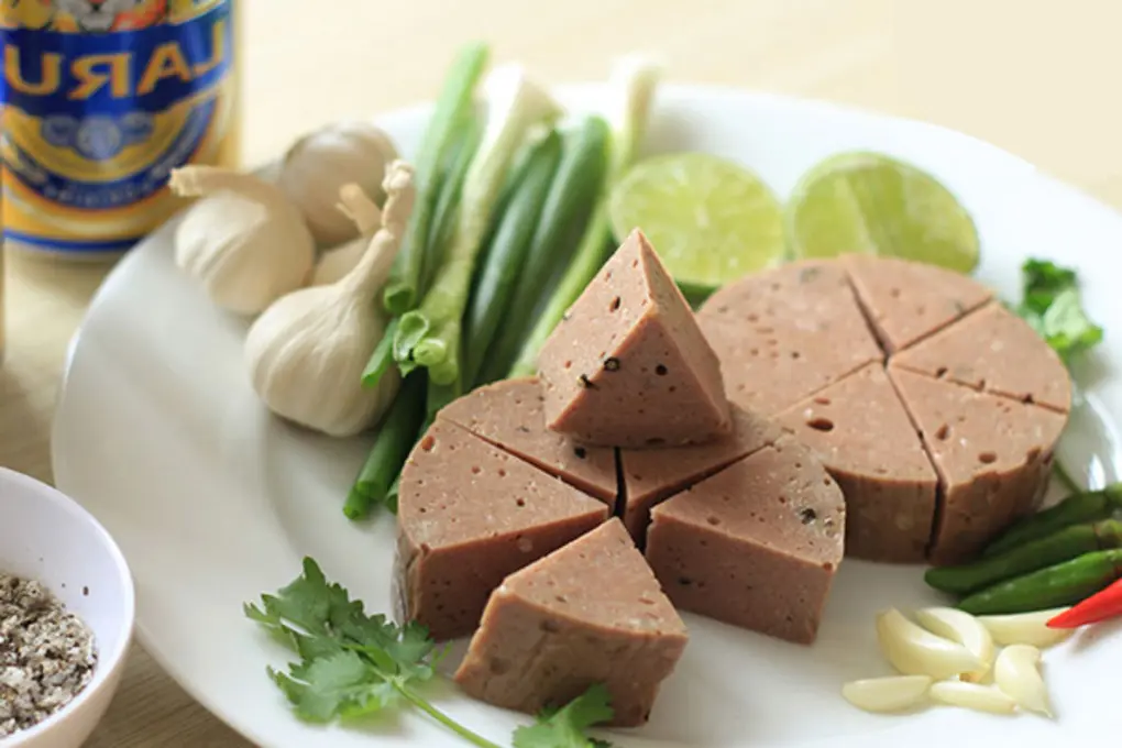 Chả b&ograve; Đ&agrave; Nẵng: Bạn biết g&igrave; về đặc sản l&agrave;m qu&agrave; nổi tiếng miền Trung n&agrave;y? 7
