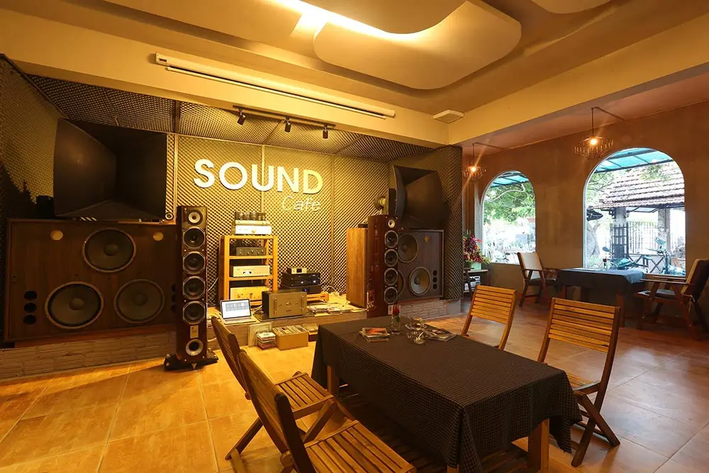 Ch&igrave;m đắm trong thế giới &acirc;m nhạc cực đỉnh với những qu&aacute;n cafe acoustic Đ&agrave; Nẵng si&ecirc;u xịn 4