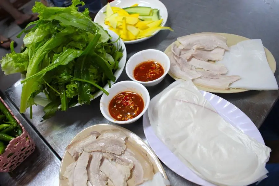 Chợ Cồn Đ&agrave; Nẵng điểm đến l&yacute; tưởng cho t&iacute;n đồ ẩm thực miền Trung 5