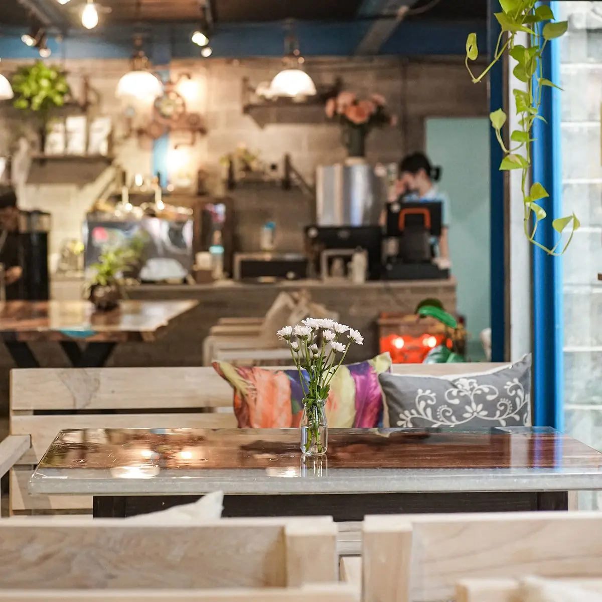 Đến Le Petit Caf&eacute;, ngồi g&oacute;c n&agrave;o cũng cho ra đời những bức ảnh triệu like 10