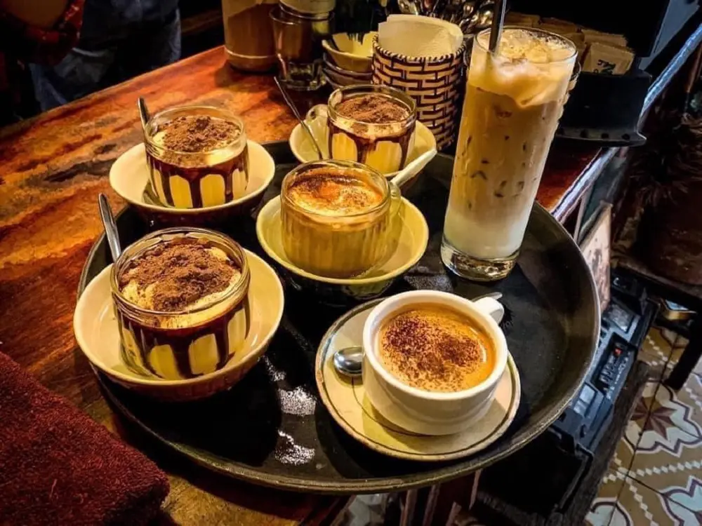 Gh&eacute; thăm NAM house Coffee - Ng&ocirc;i nh&agrave; cổ k&iacute;nh giữa l&ograve;ng Đ&agrave; Nẵng 7