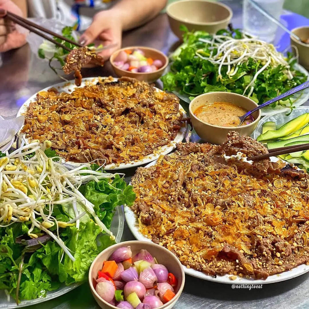 Gh&eacute; Thưởng Thức Đặc Sản Tại Lẩu b&ograve; S&aacute;u Hưng &ndash; Qu&aacute;n Lẩu B&ograve; Nức Tiếng Đ&agrave; Nẵng 4