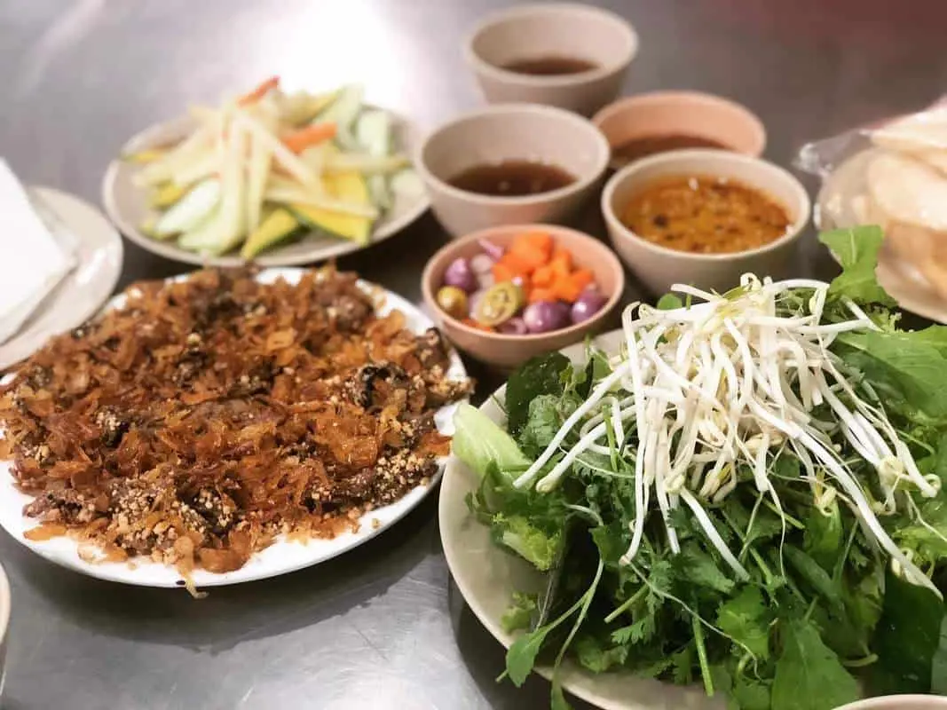Gh&eacute; Thưởng Thức Đặc Sản Tại Lẩu b&ograve; S&aacute;u Hưng &ndash; Qu&aacute;n Lẩu B&ograve; Nức Tiếng Đ&agrave; Nẵng 3