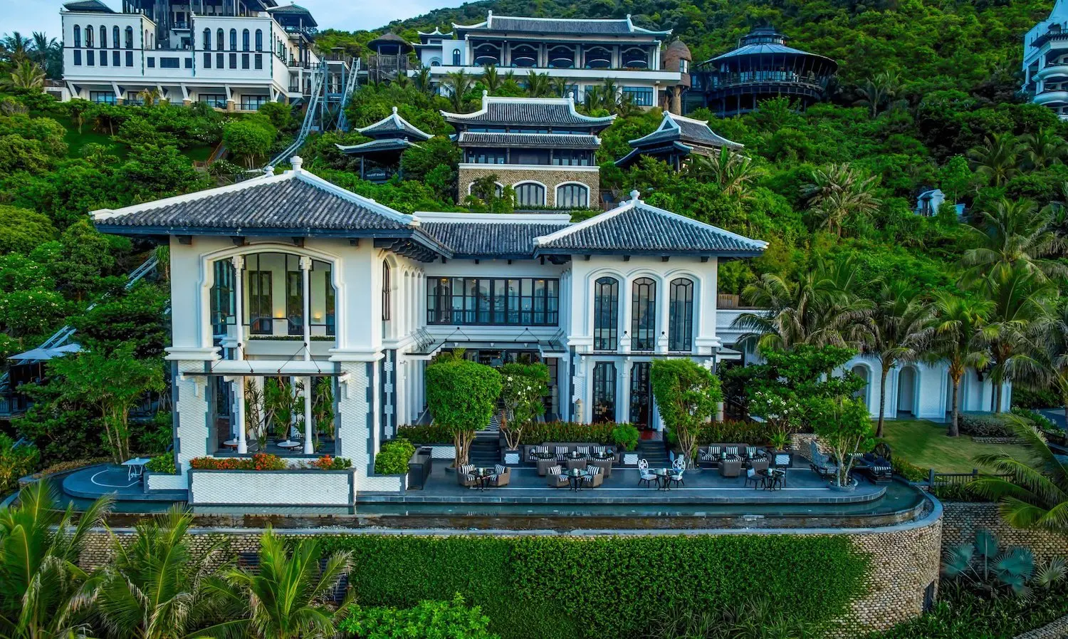 Gợi &yacute; 18 nh&agrave; h&agrave;ng Đ&agrave; Nẵng ngon, kh&ocirc;ng gian đẹp nhất 4