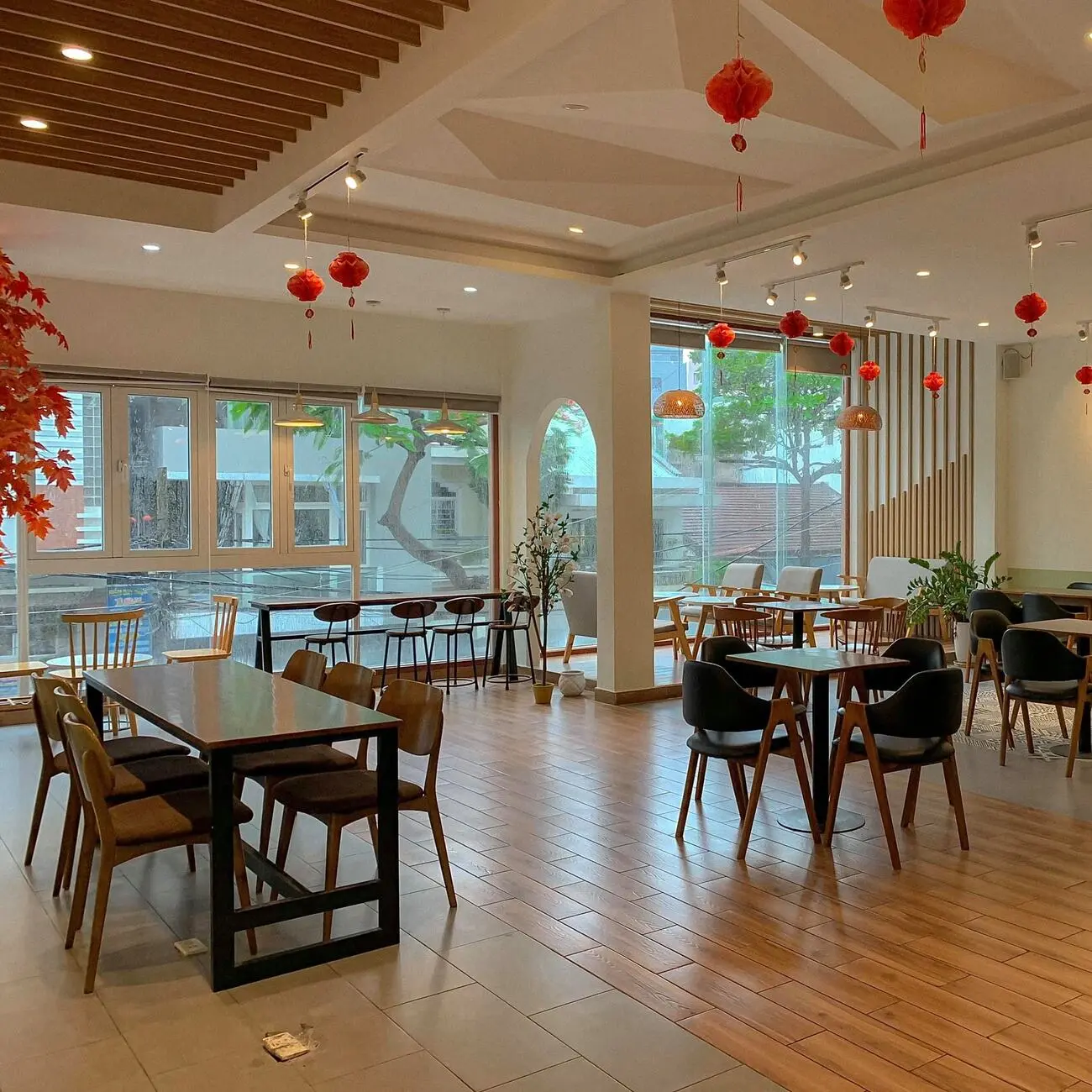 Grand T Coffee Da Nang - Điểm check-in c&oacute; một kh&ocirc;ng hai ở th&agrave;nh phố biển 3