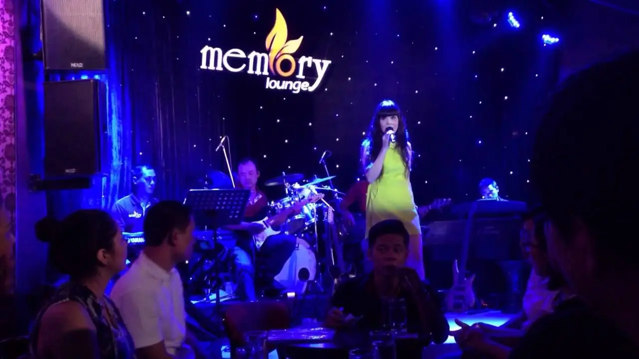 Memory Lounge Đ&agrave; Nẵng - Chiếc l&aacute; khổng lồ b&ecirc;n cạnh s&ocirc;ng H&agrave;n 7