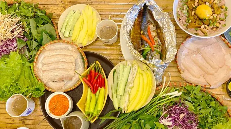 Muốn t&igrave;m qu&aacute;n b&aacute;nh tr&aacute;ng cuốn thịt heo Đ&agrave; Nẵng chuẩn vị phải bỏ t&uacute;i ngay danh s&aacute;ch n&agrave;y 6
